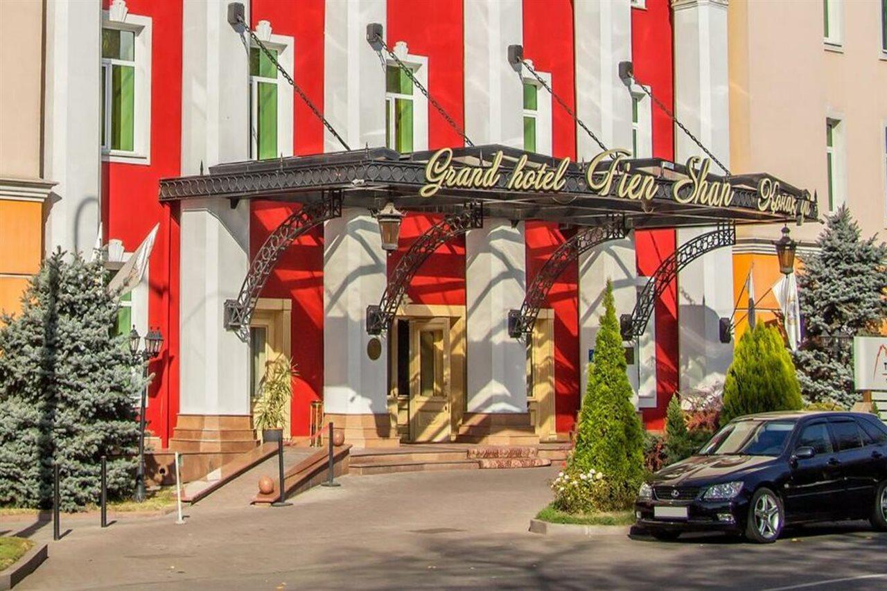 Grand Tien Shan Hotel Almaty Extérieur photo