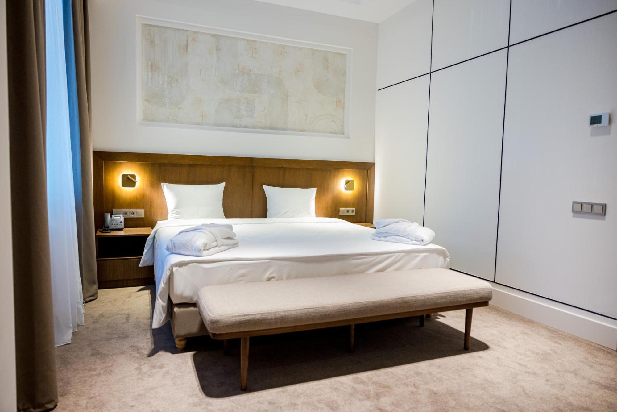 Grand Tien Shan Hotel Almaty Extérieur photo